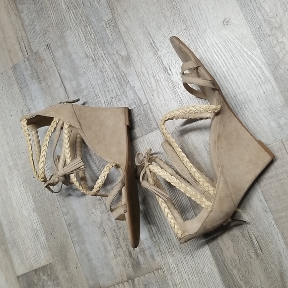 Strappy Wedges - Picture 2 of 4